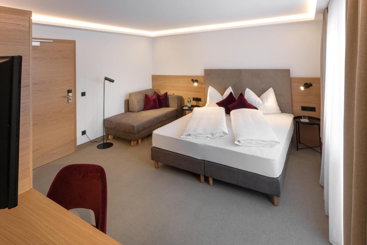 Hotel Hennersberg Wörgl Екстериор снимка